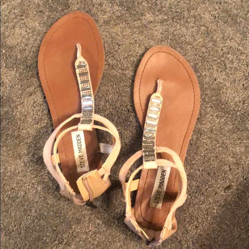 (8) Steve Madden Sandals